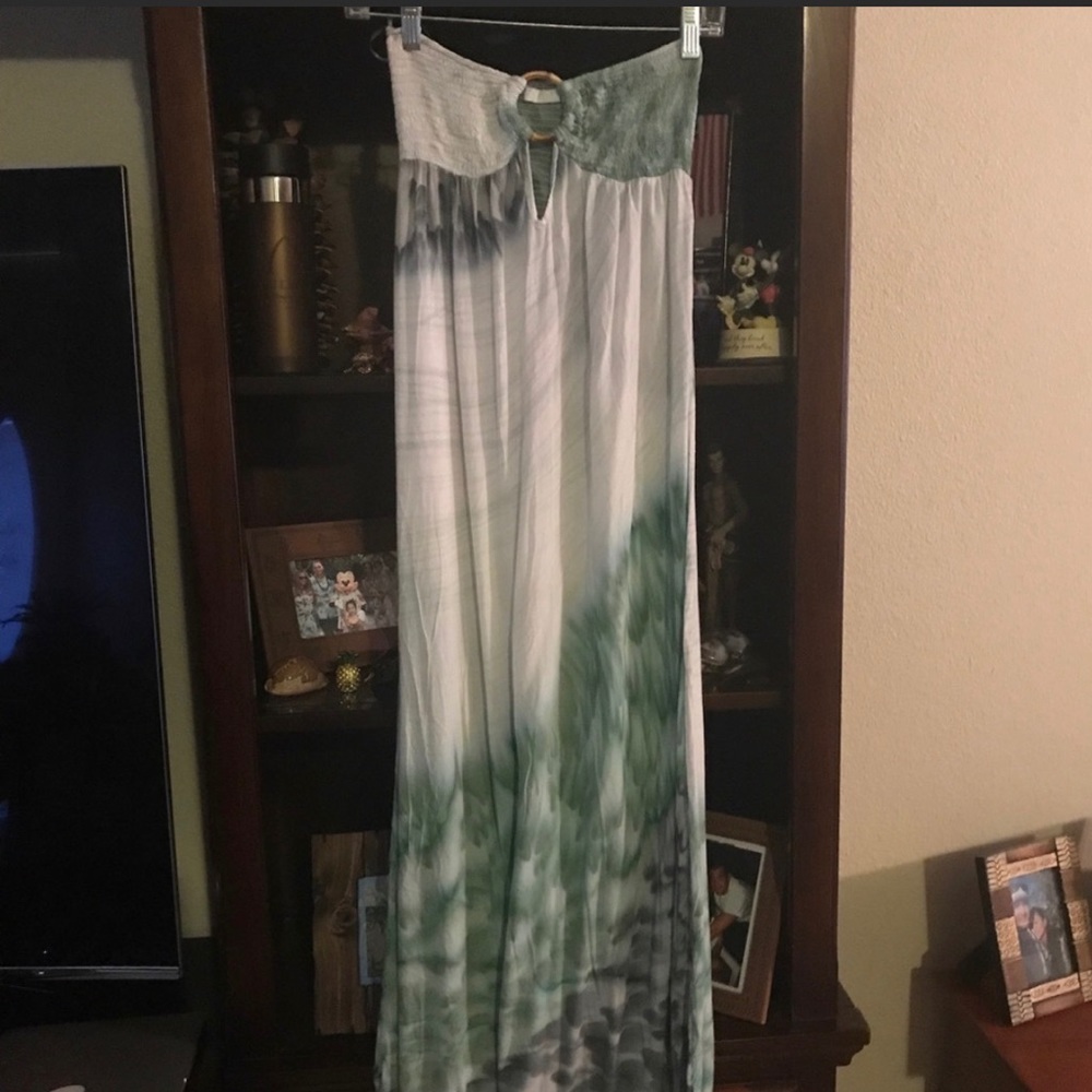 Indah maxi